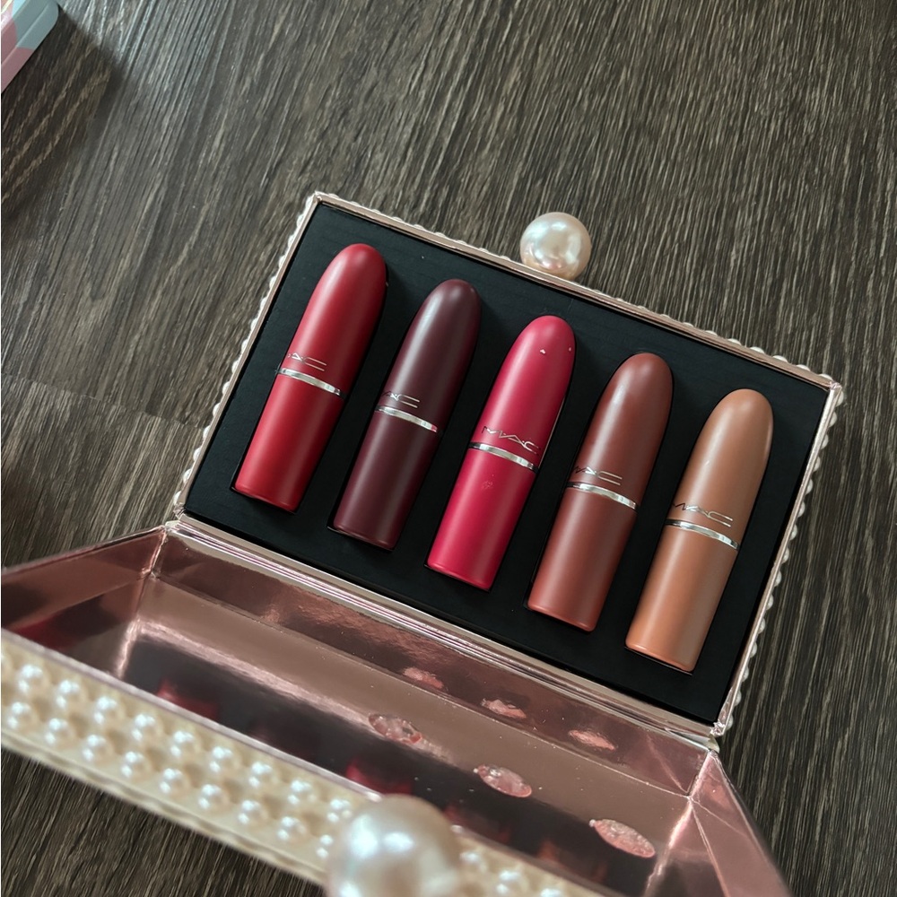 MAC Lipstick Bundle Full Size